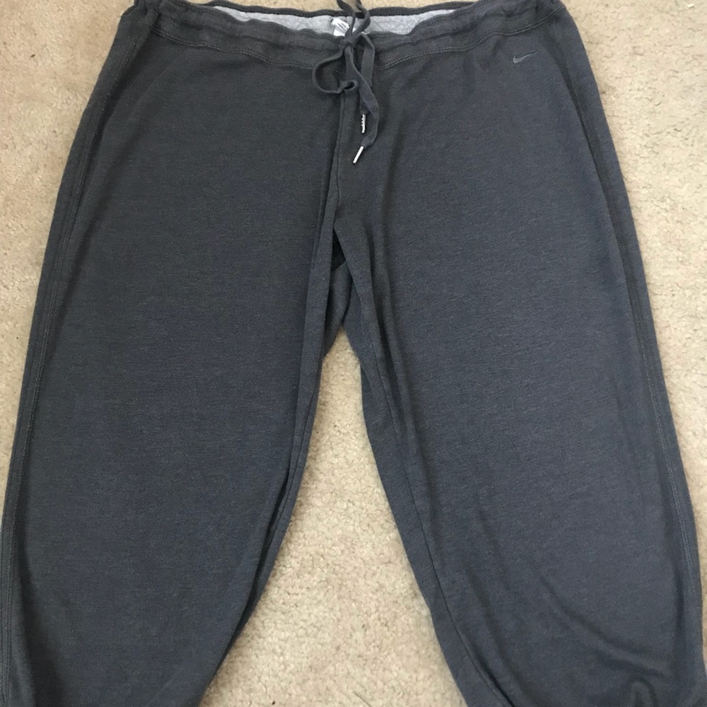 NIKE BETTER WORLD SWEATS CAPRIS DRAW STRING